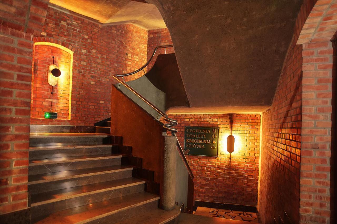Hotel Sphinx Zabia Wola 外观 照片